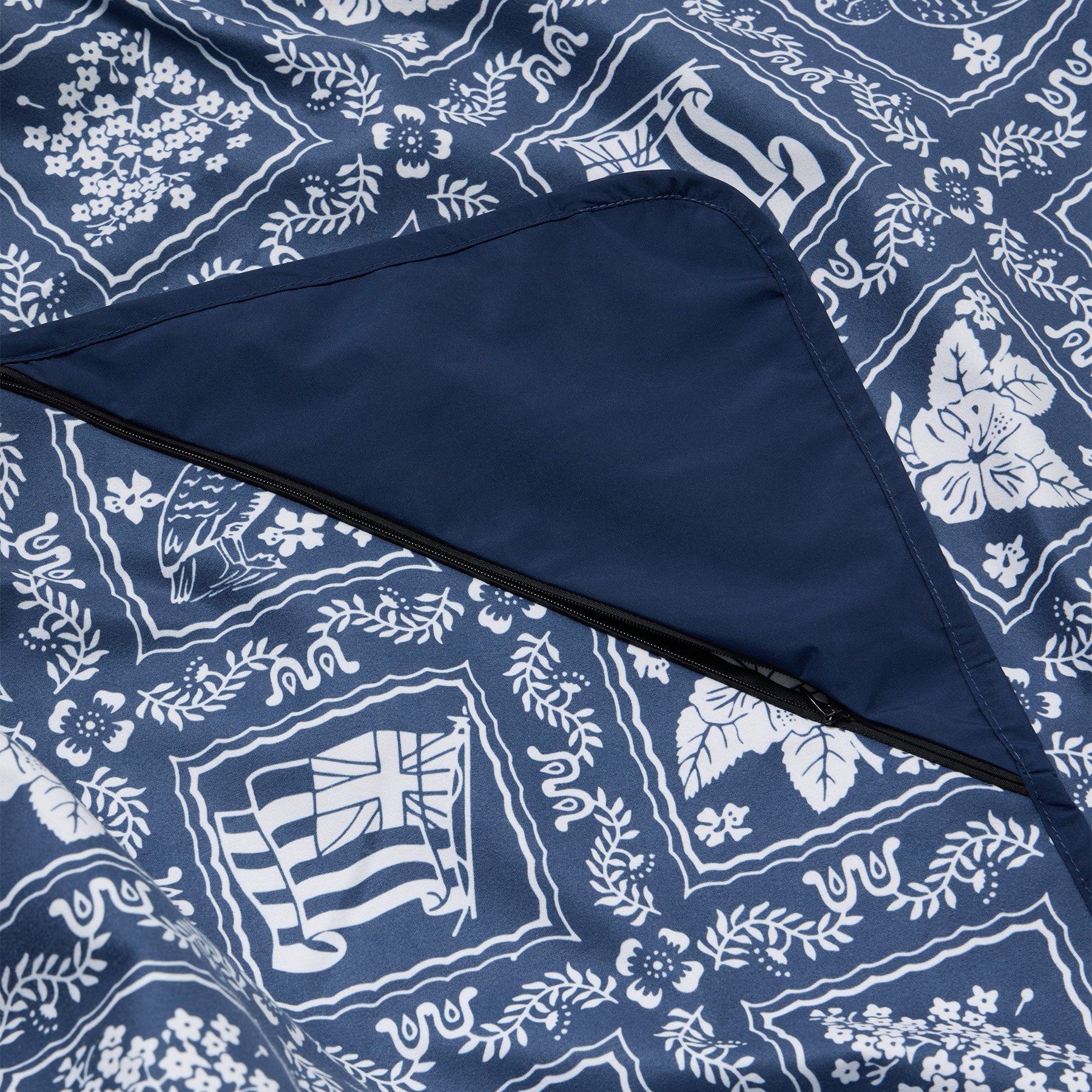LAHAINA SAILOR PICNIC BLANKET