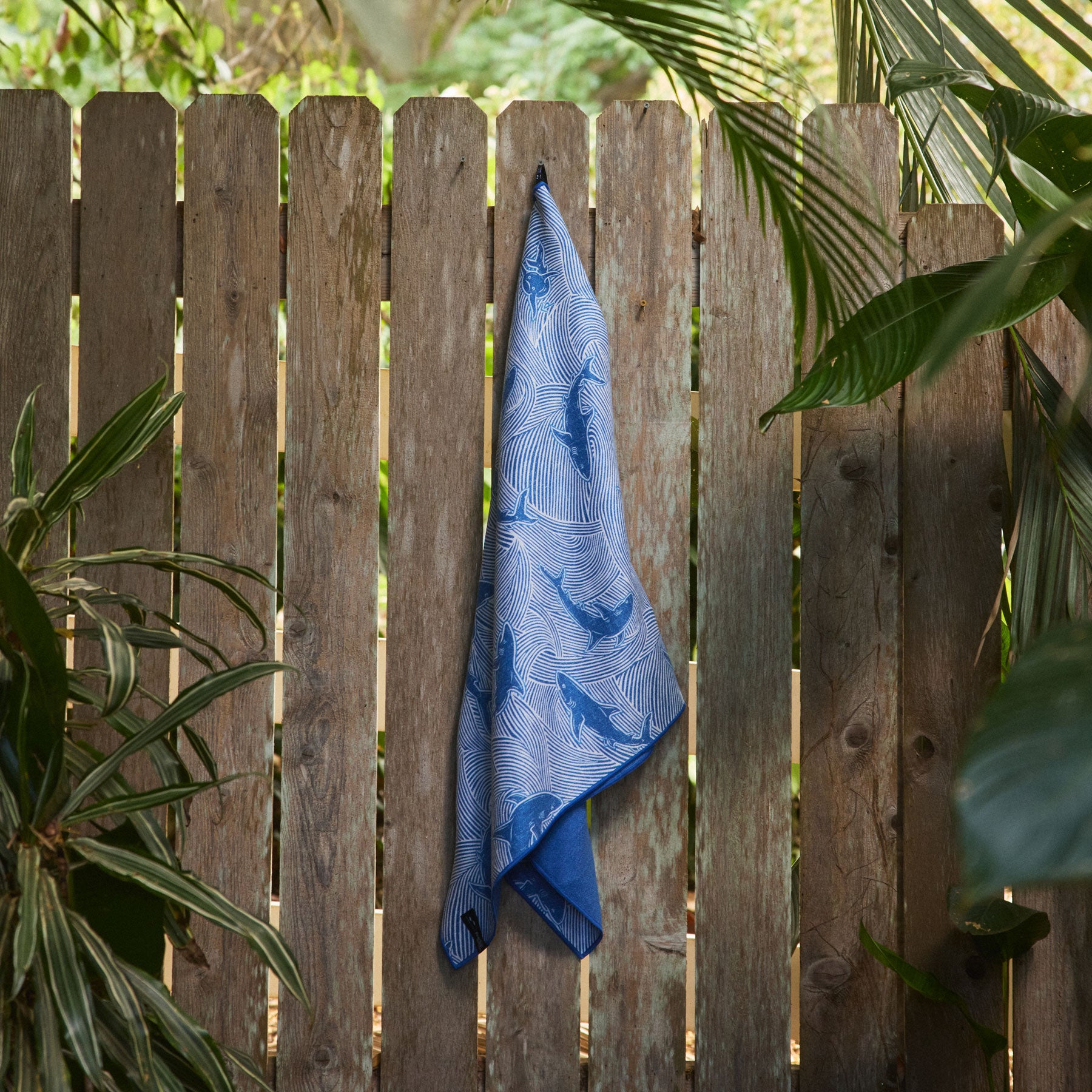 SLOWTIDE MANŌ TOWEL