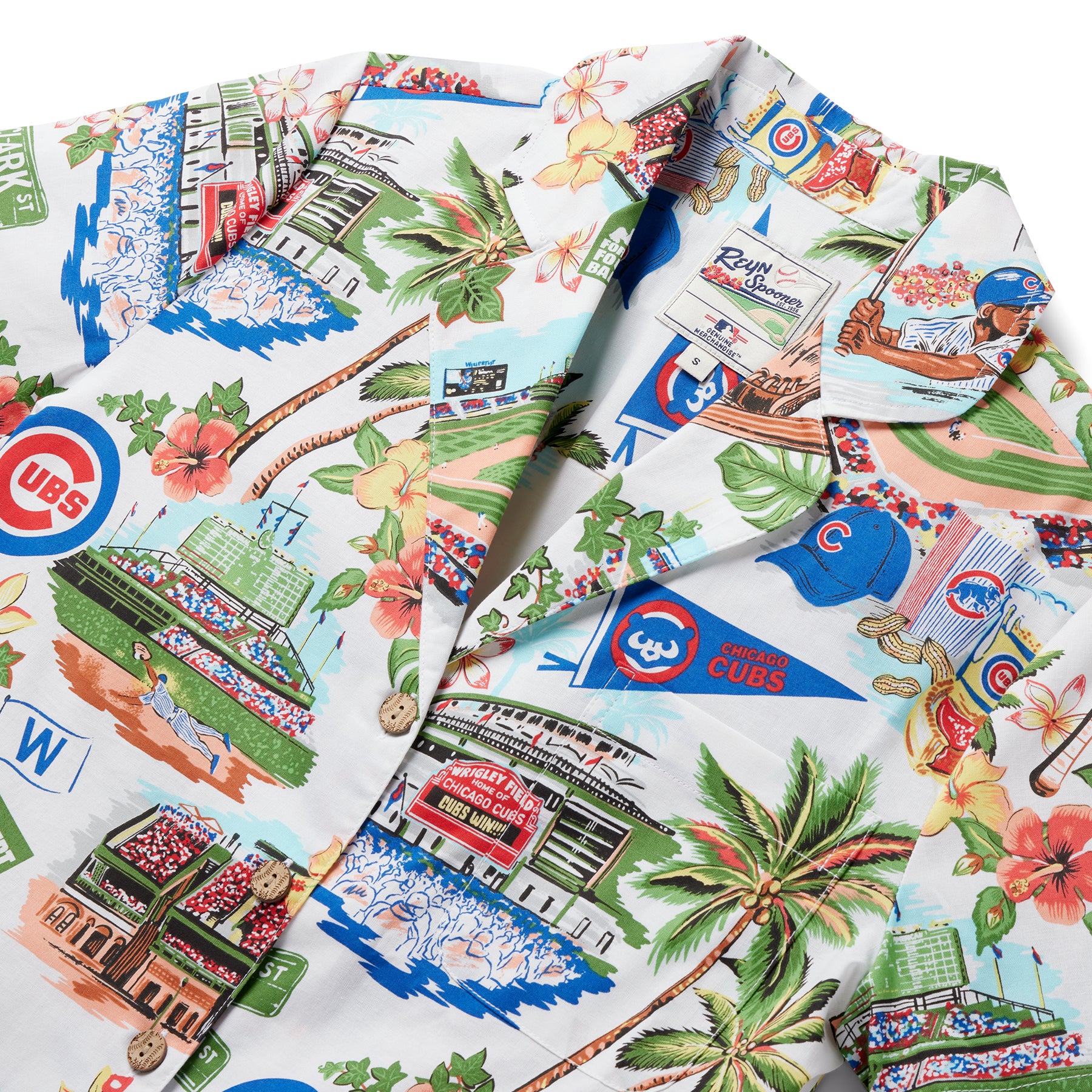 MLB® WOMEN'S CHICAGO CUBS SCENIC CAMP SHIRT
